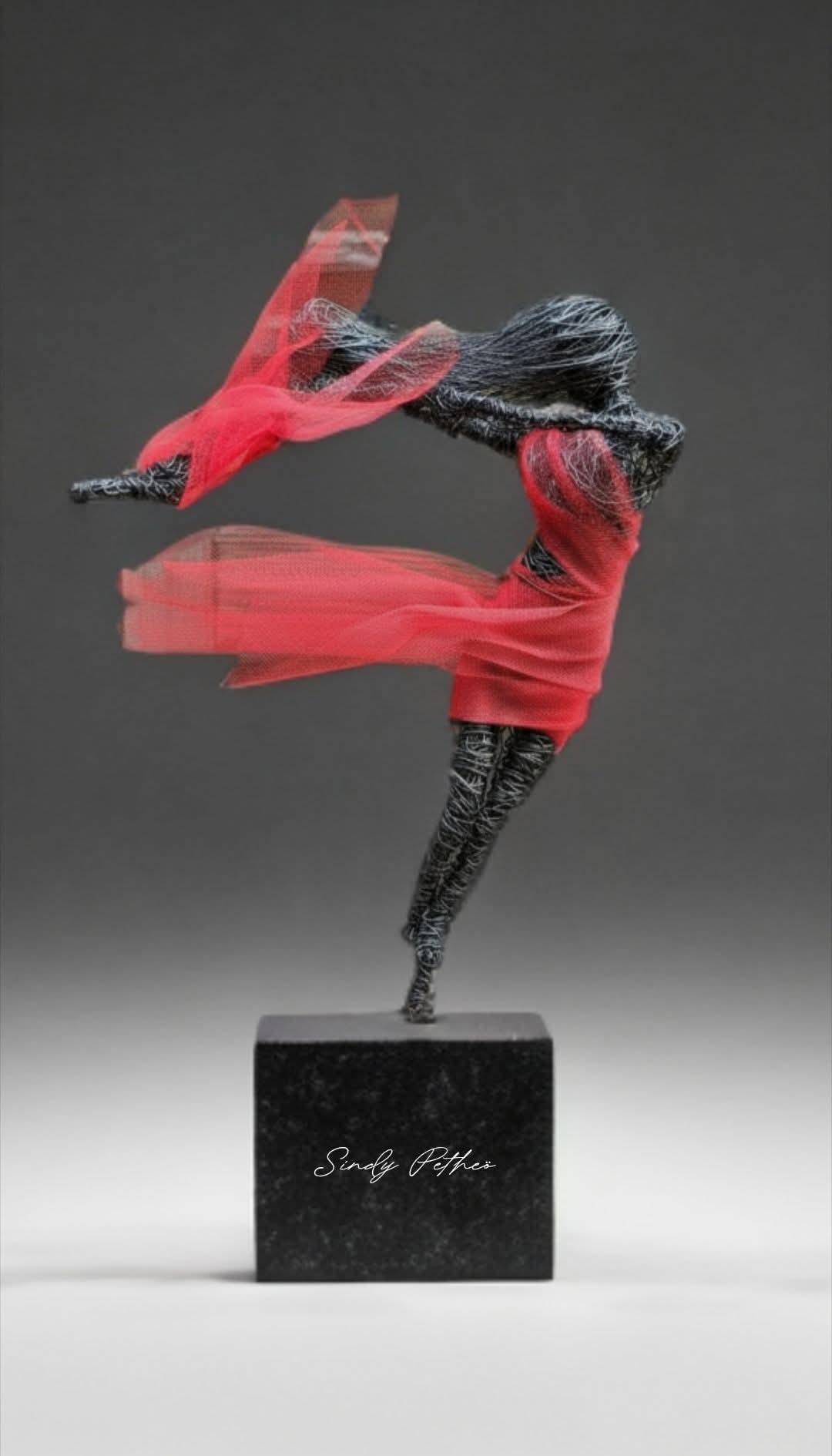 Mutterliebe Drahtfigur Mutterliebe